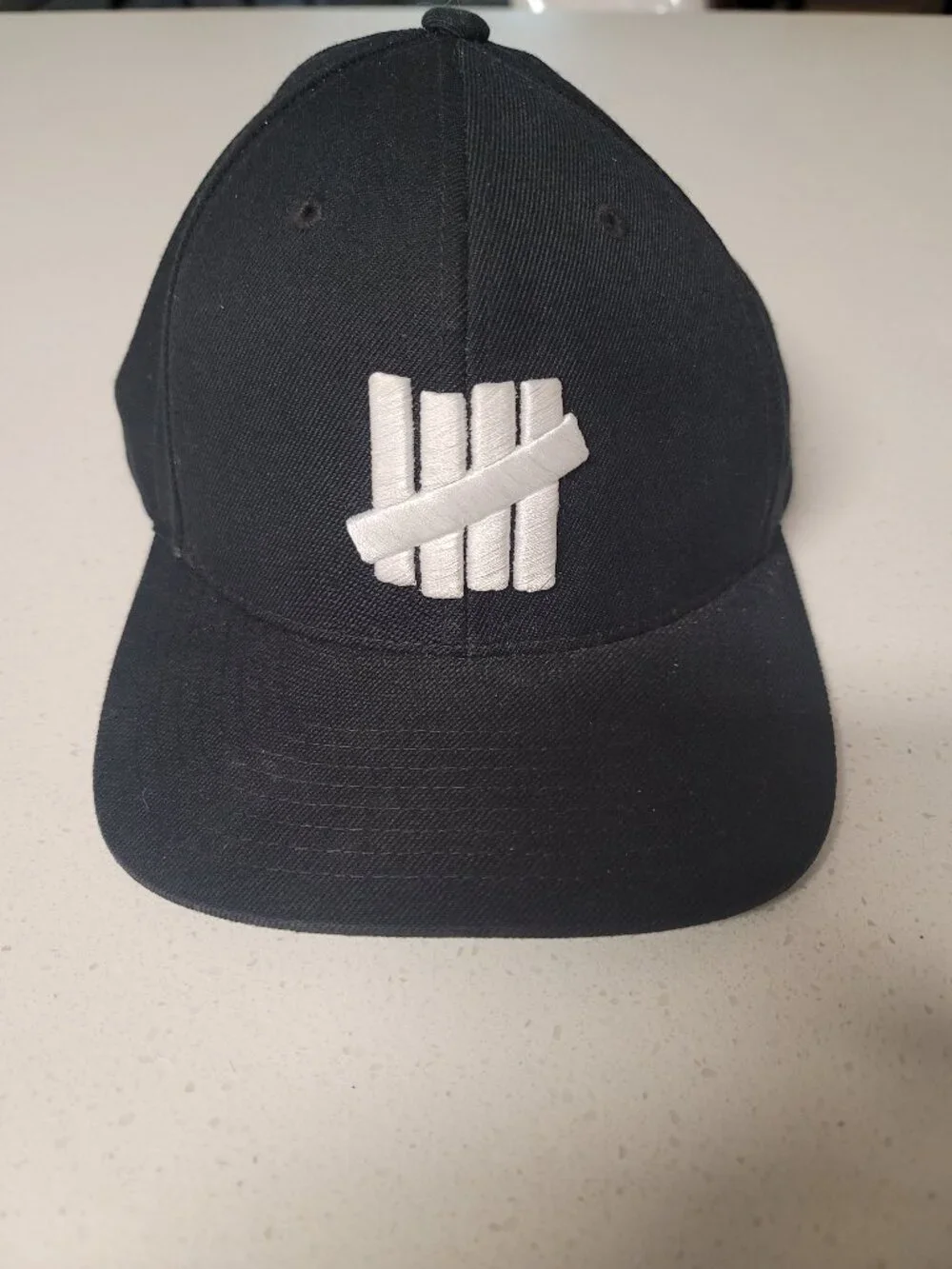 Undefeated Black White Embroidered Logo Snapback OSFA